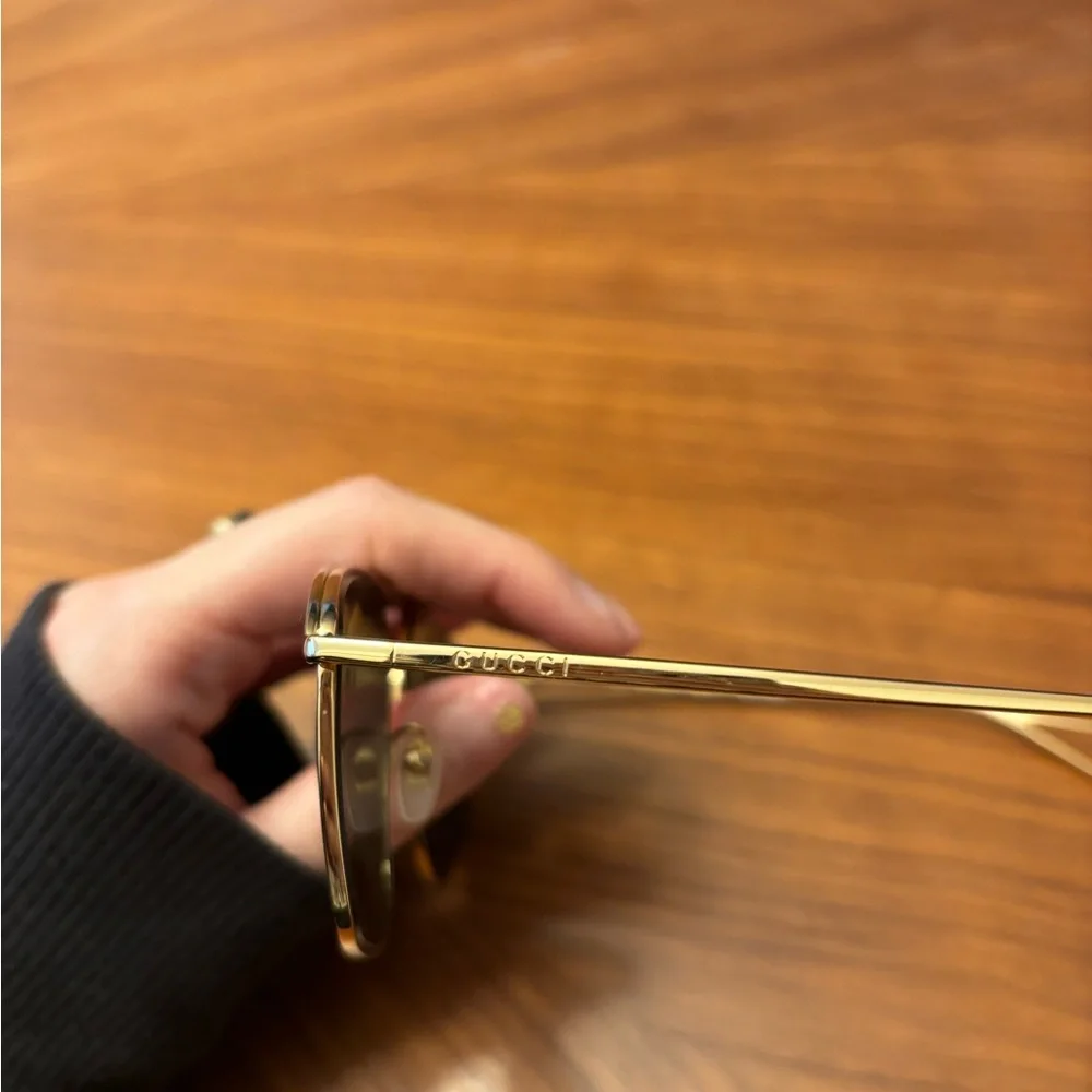 Gucci Gold Aviator Sunglasses - Picture 4 of 7